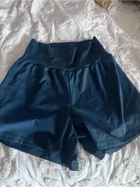 HALARA High-Waist 2 in 1 Shorts
